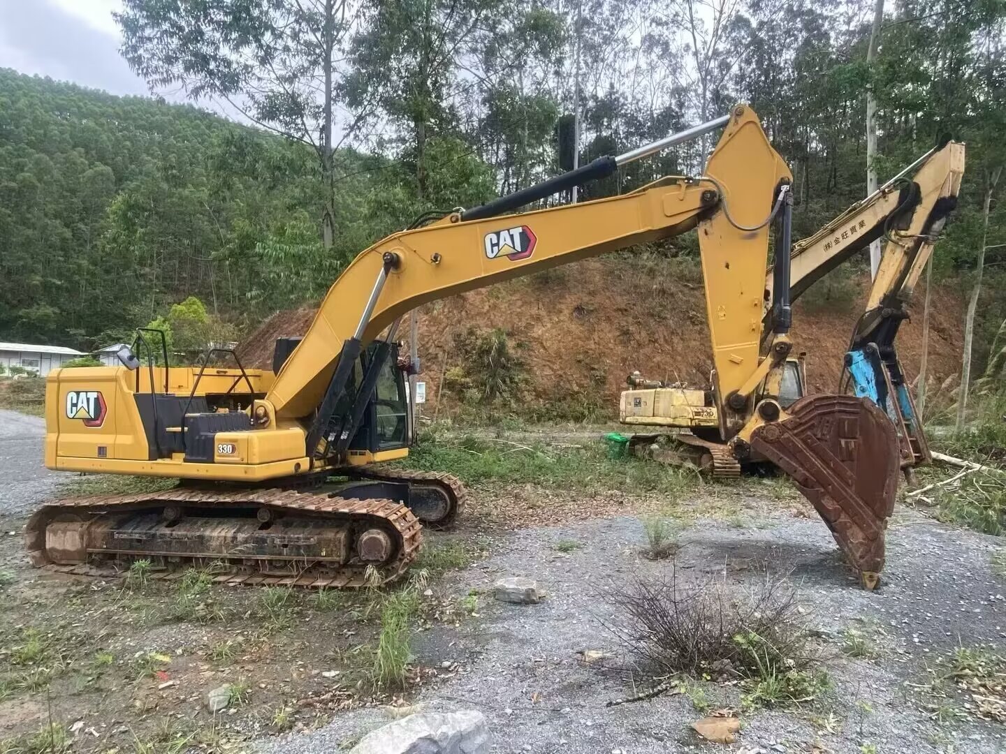 Caterpillar 330D
