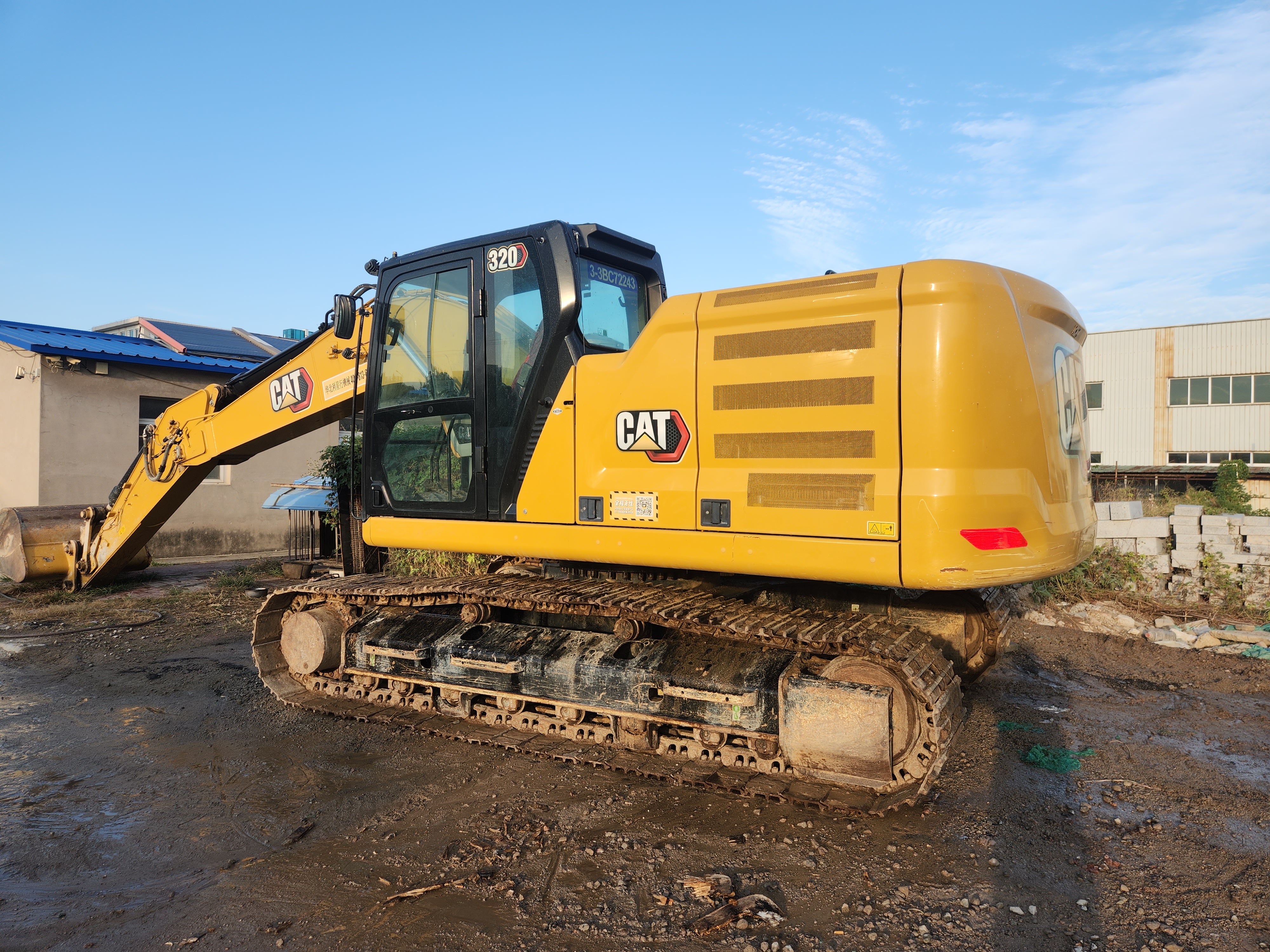 Caterpillar 320