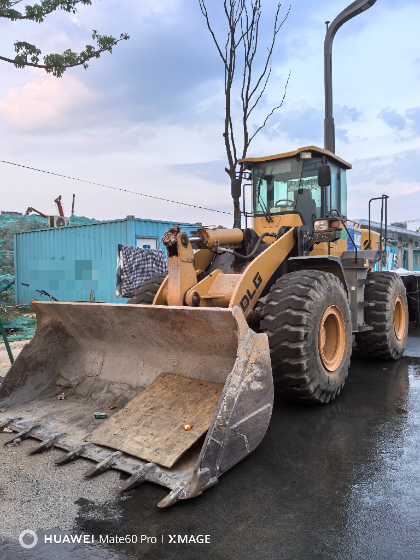 Shandong Lingong L953