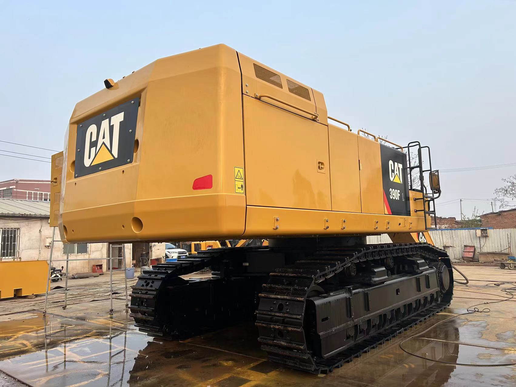 Caterpillar 390F L