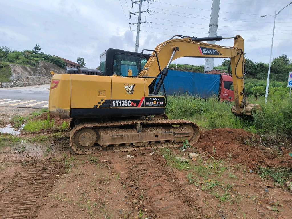 SANY SY135C