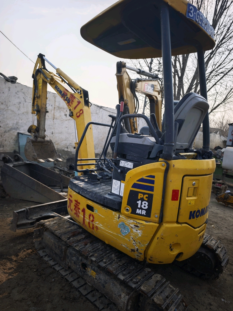 Komatsu PC18MR-3