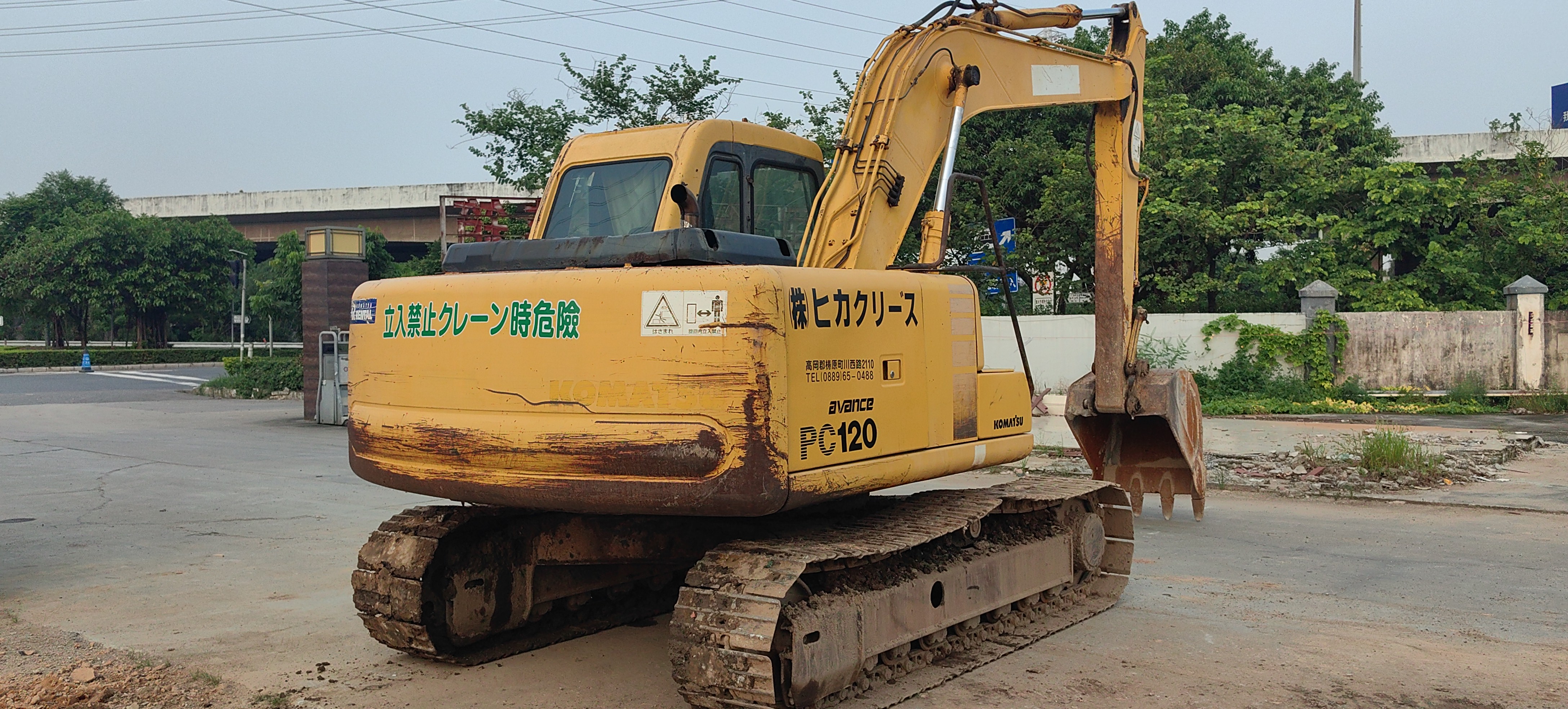 Komatsu PC120-6E0