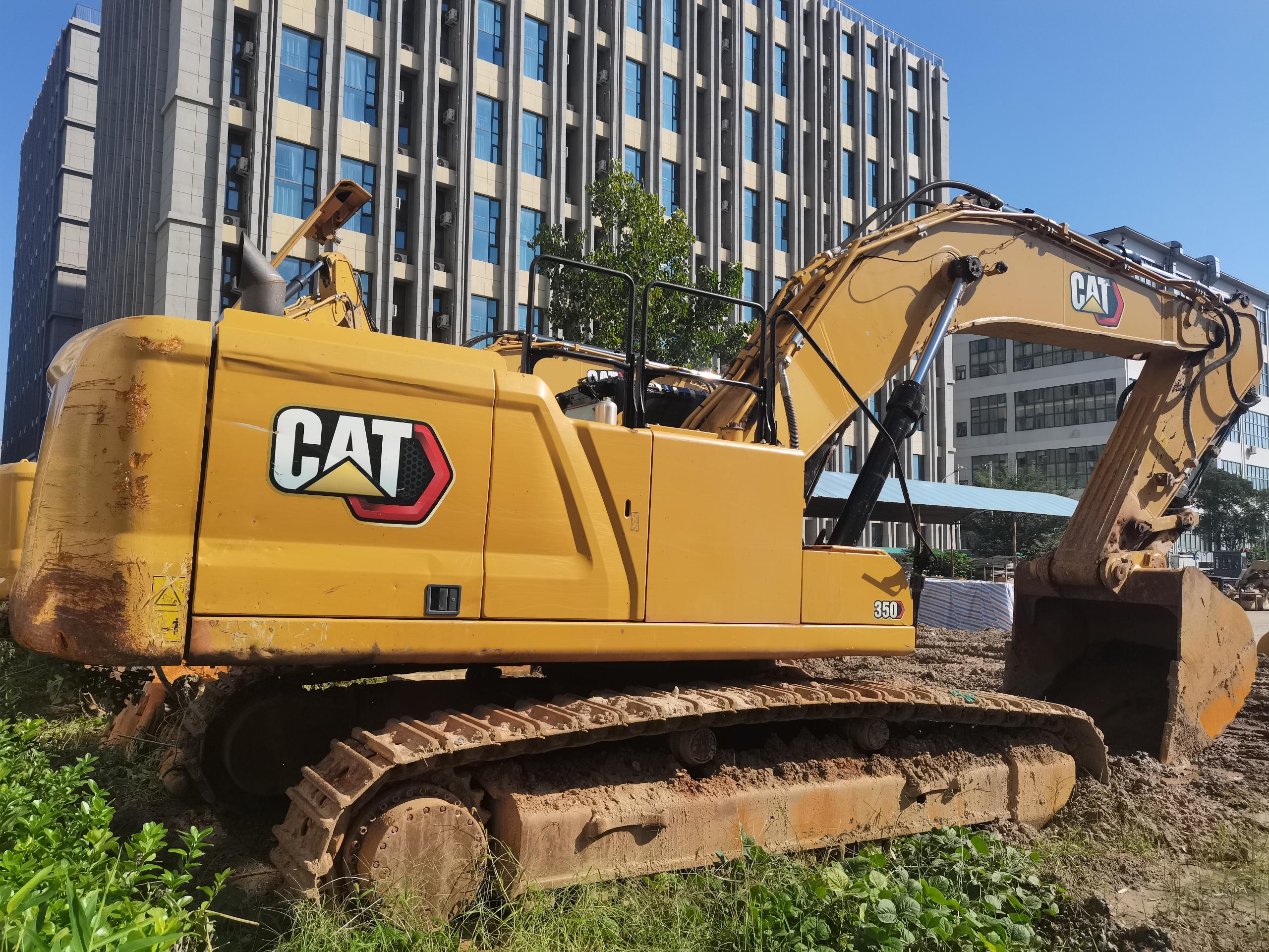 Caterpillar 350
