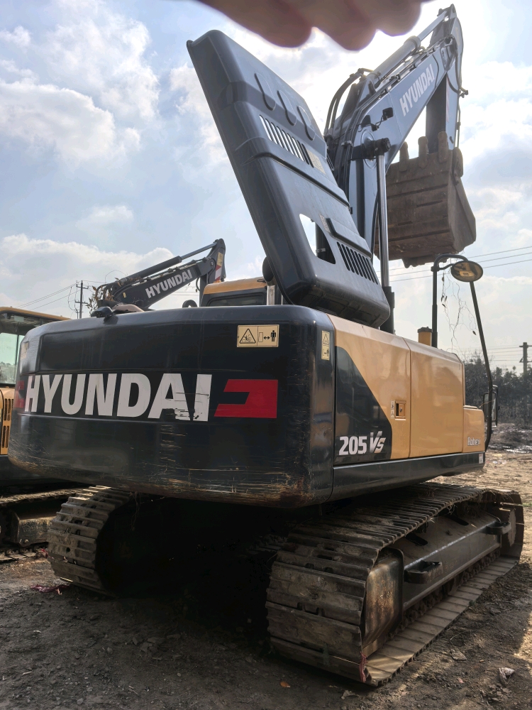 Hyundai R205VSN