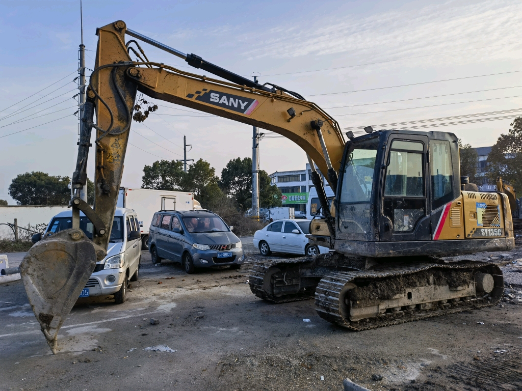 SANY SY135C