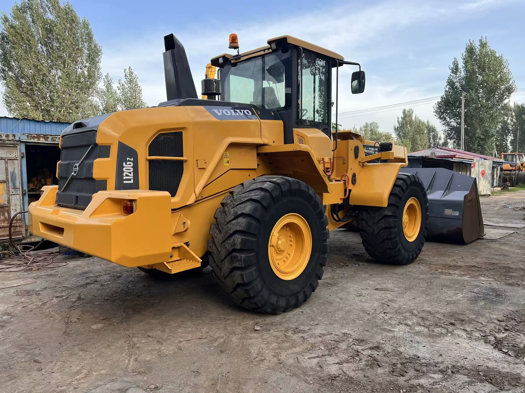 Volvo L120GZ