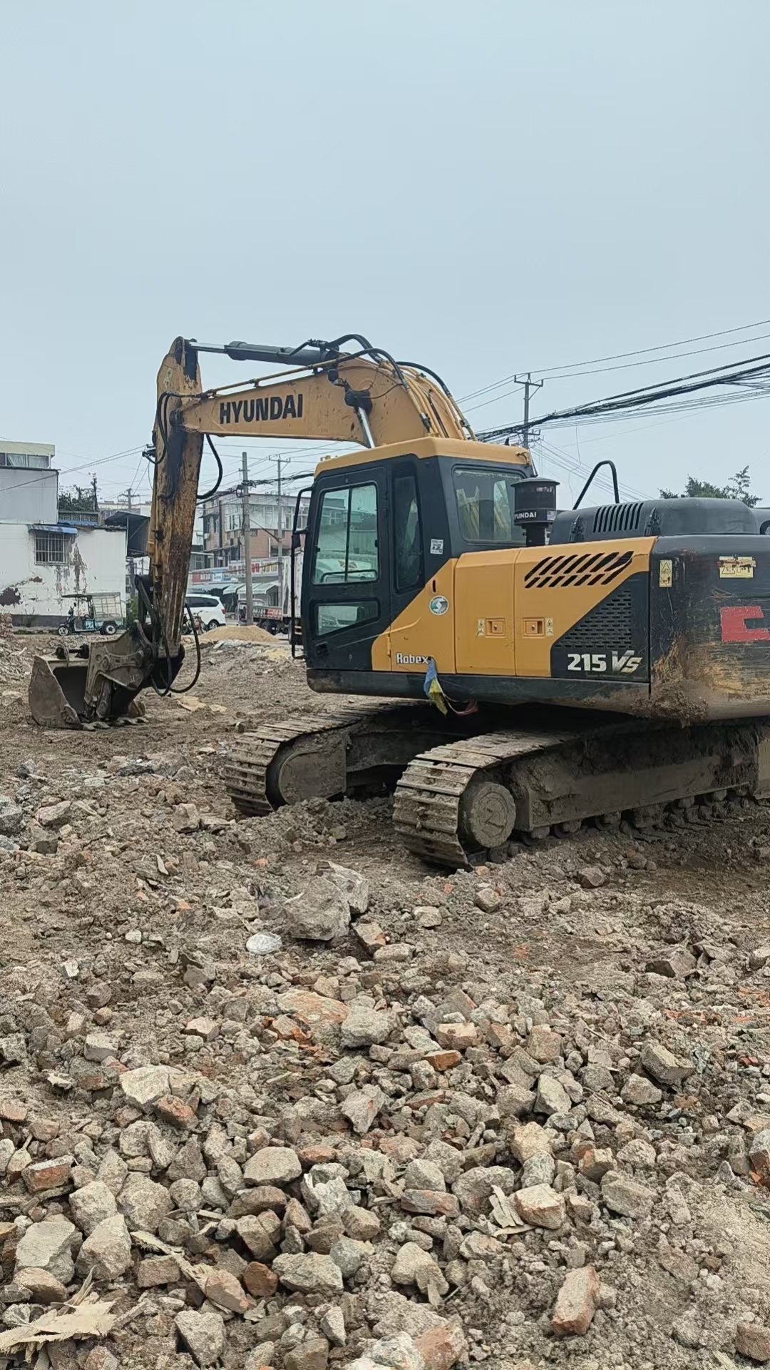 Hyundai R215VS