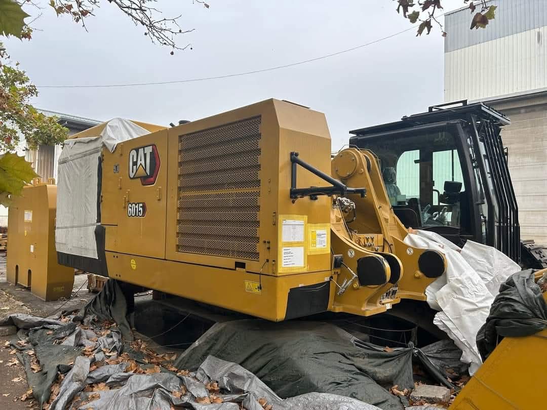 Caterpillar 6015B