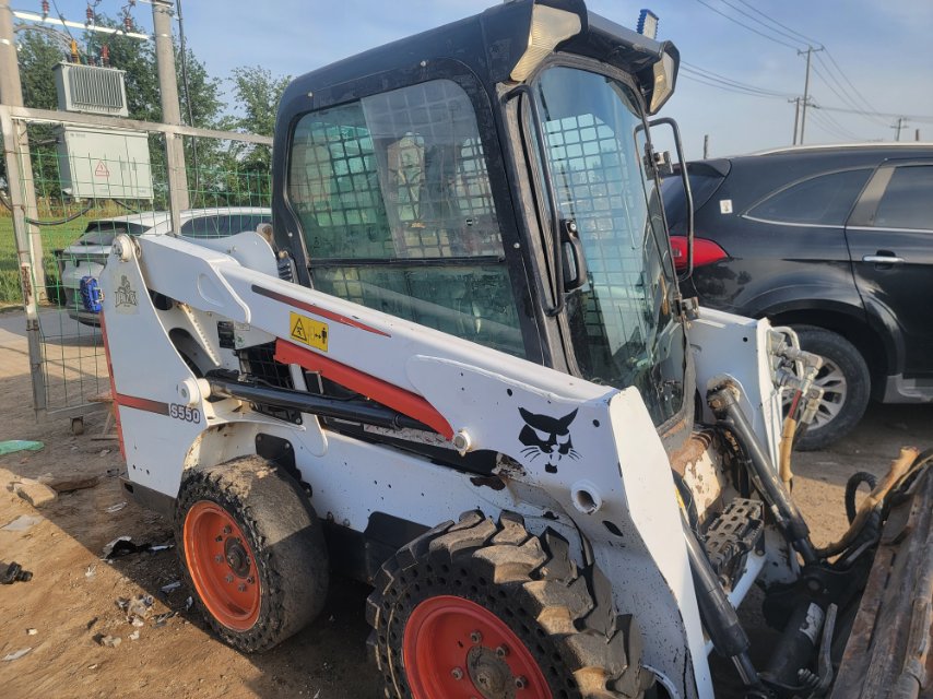 Bobcat S550