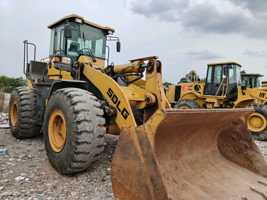 Shandong Lingong L953