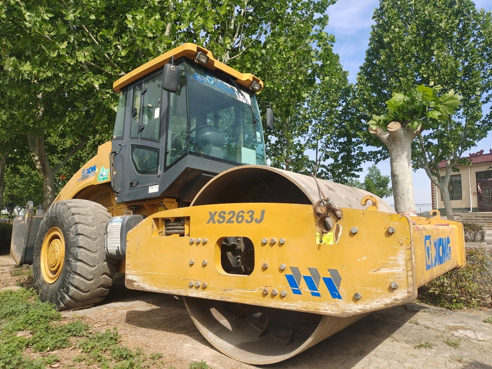 XCMG XS263J