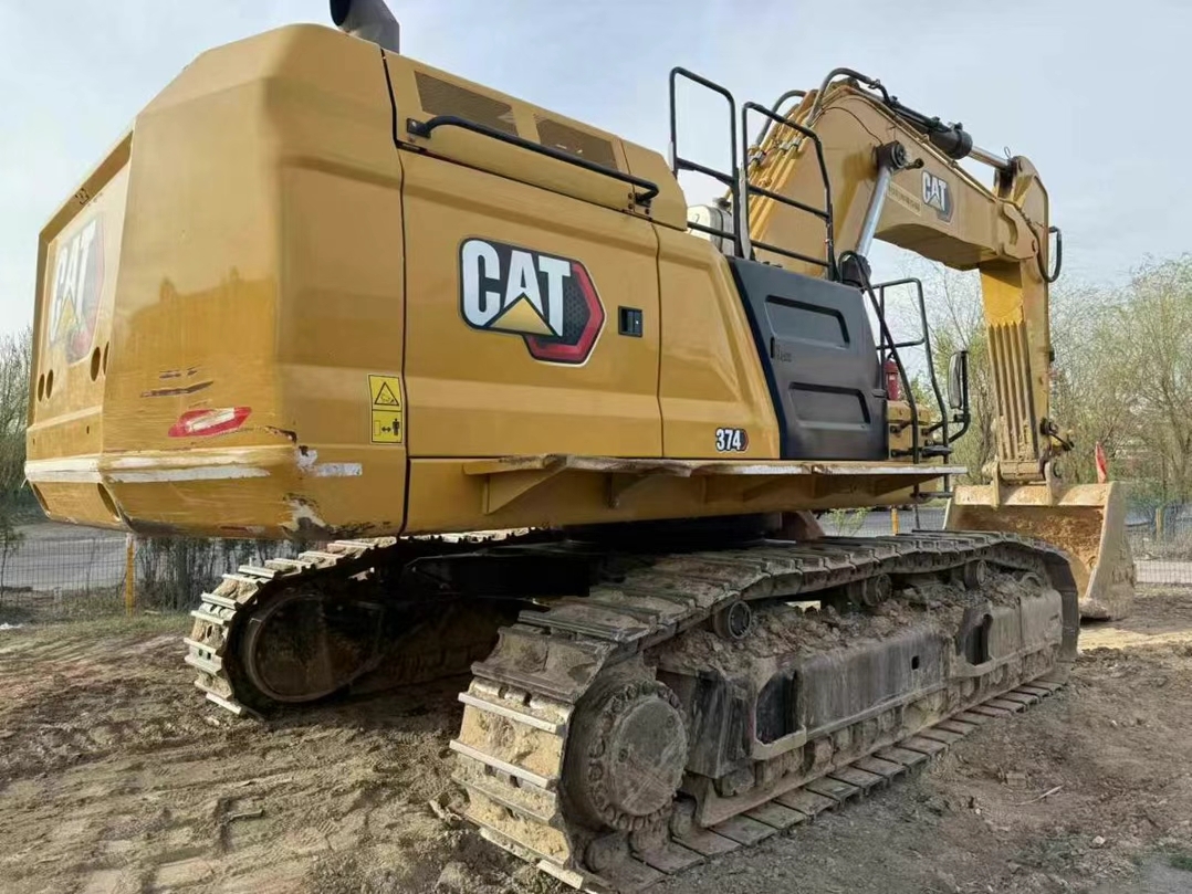 Caterpillar 374