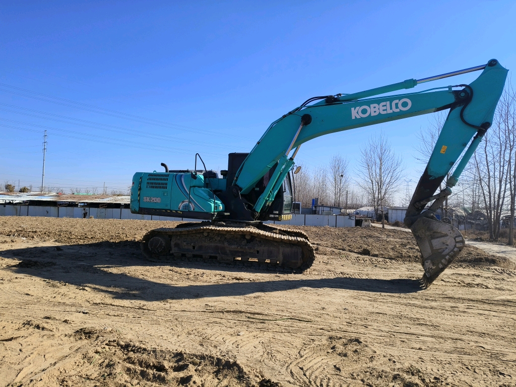 Kobelco SK200-10