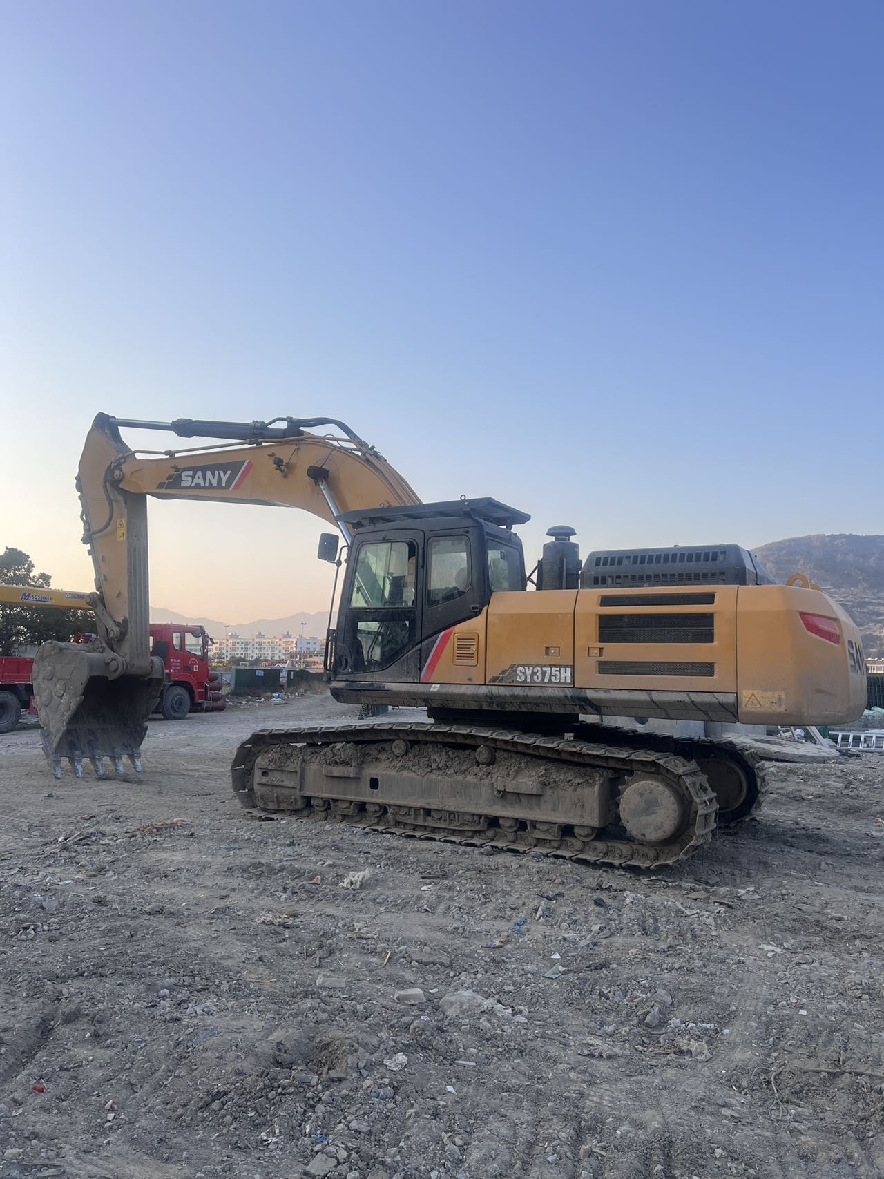 SANY SY375H