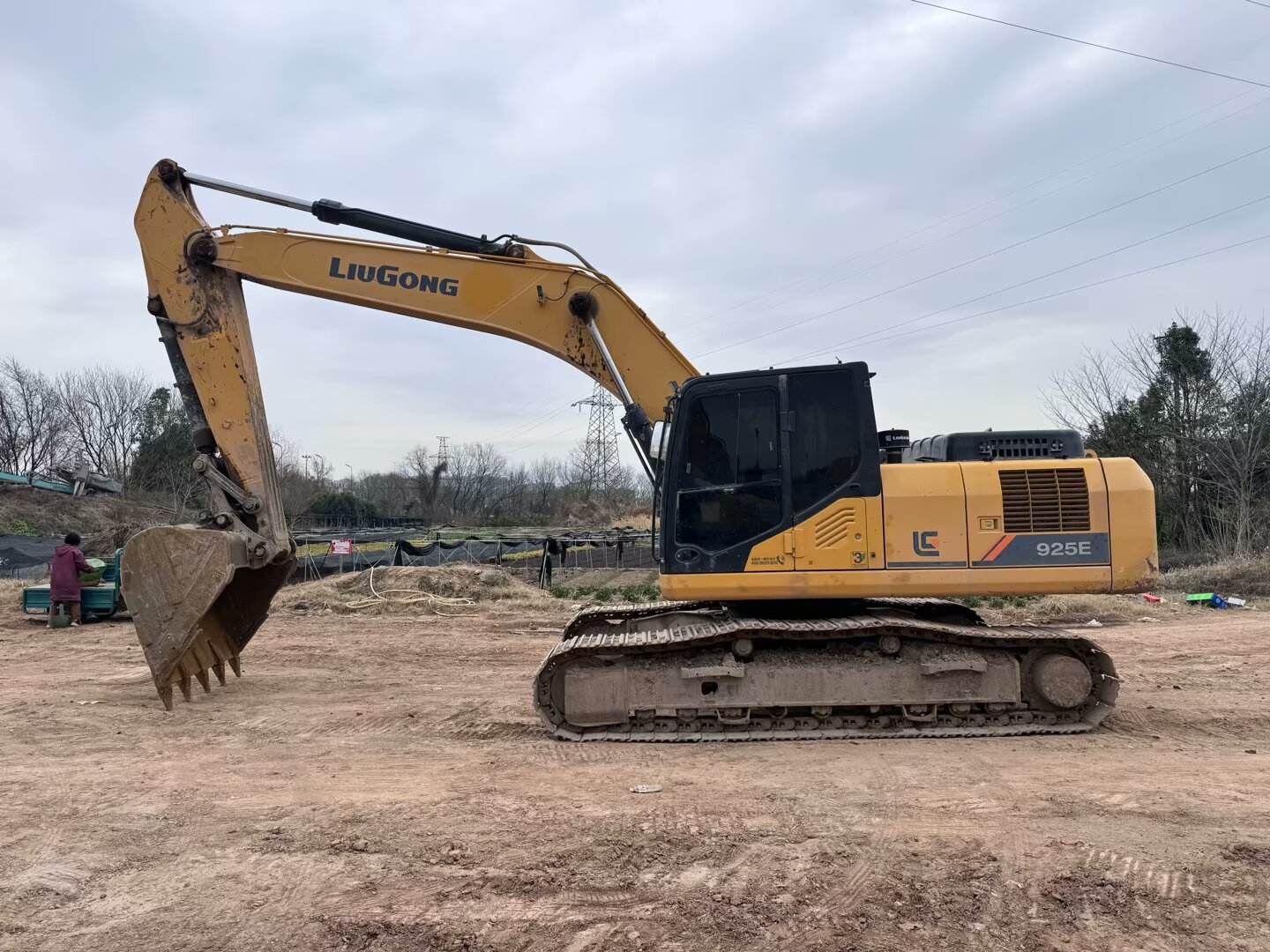 LiuGong CLG925E