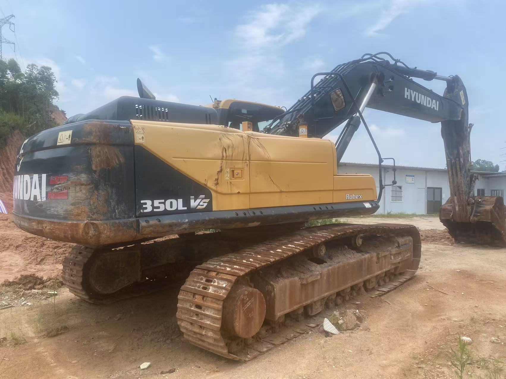 Hyundai R350LVS