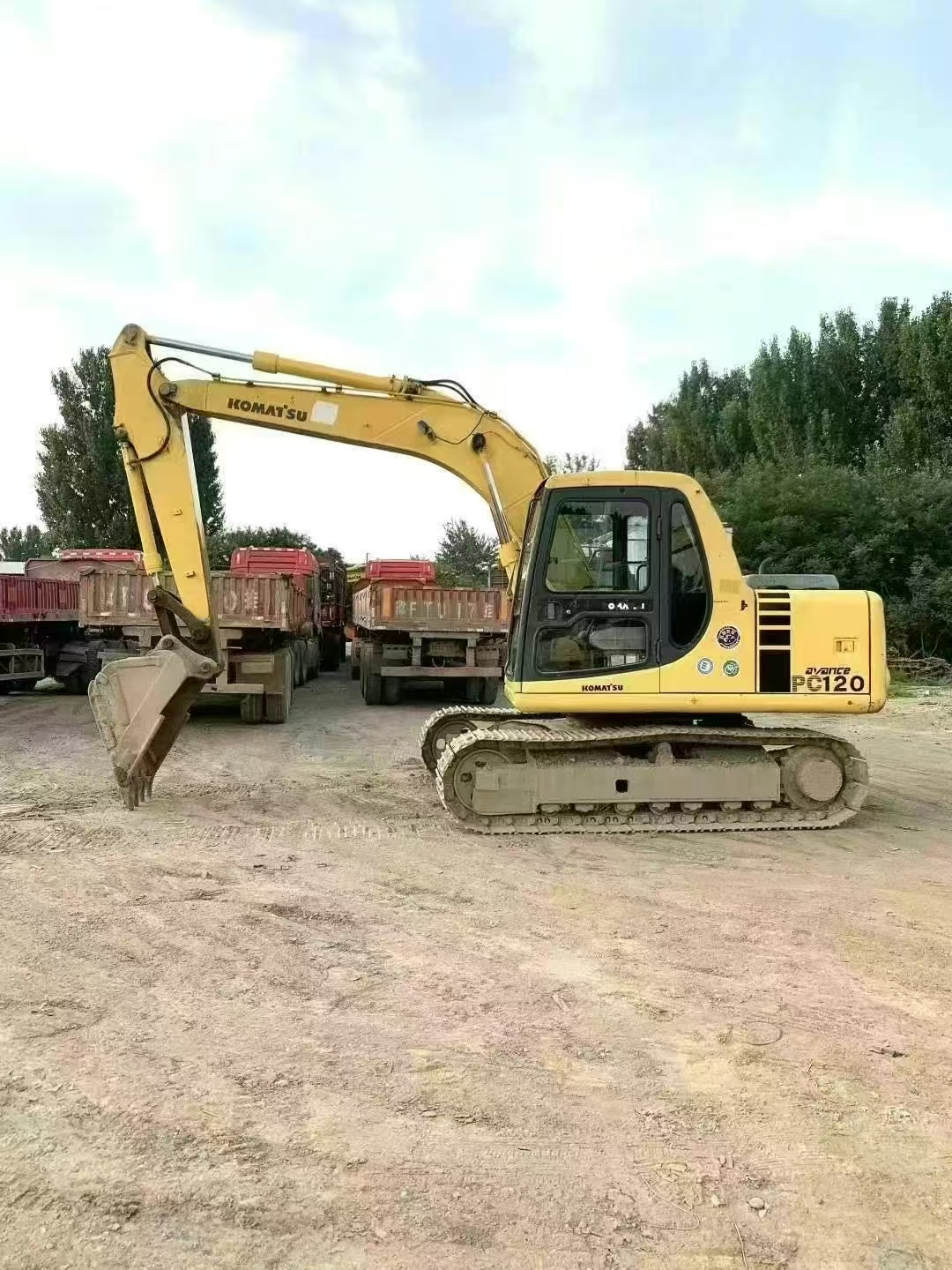 Komatsu PC120