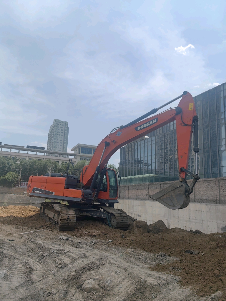 Doosan DX230LC-9C