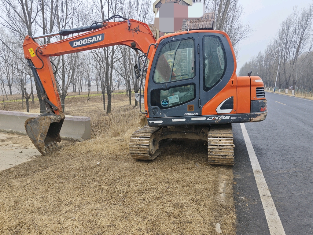 Doosan DX75-9CN PLUS