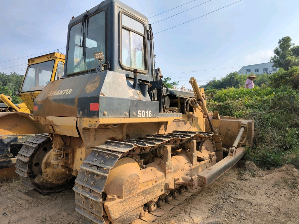 Shantui SD16