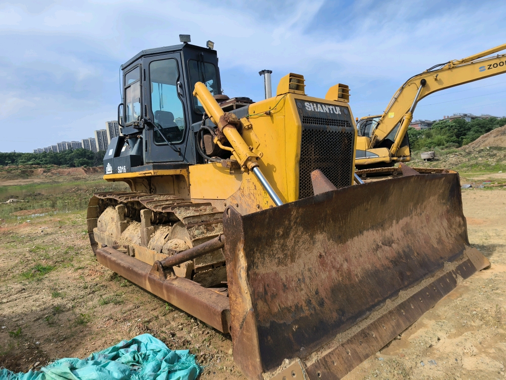 Shantui SD16