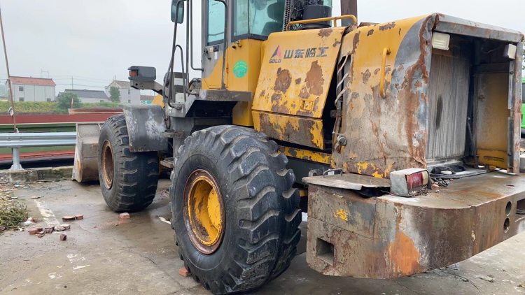 Shandong Lingong L953