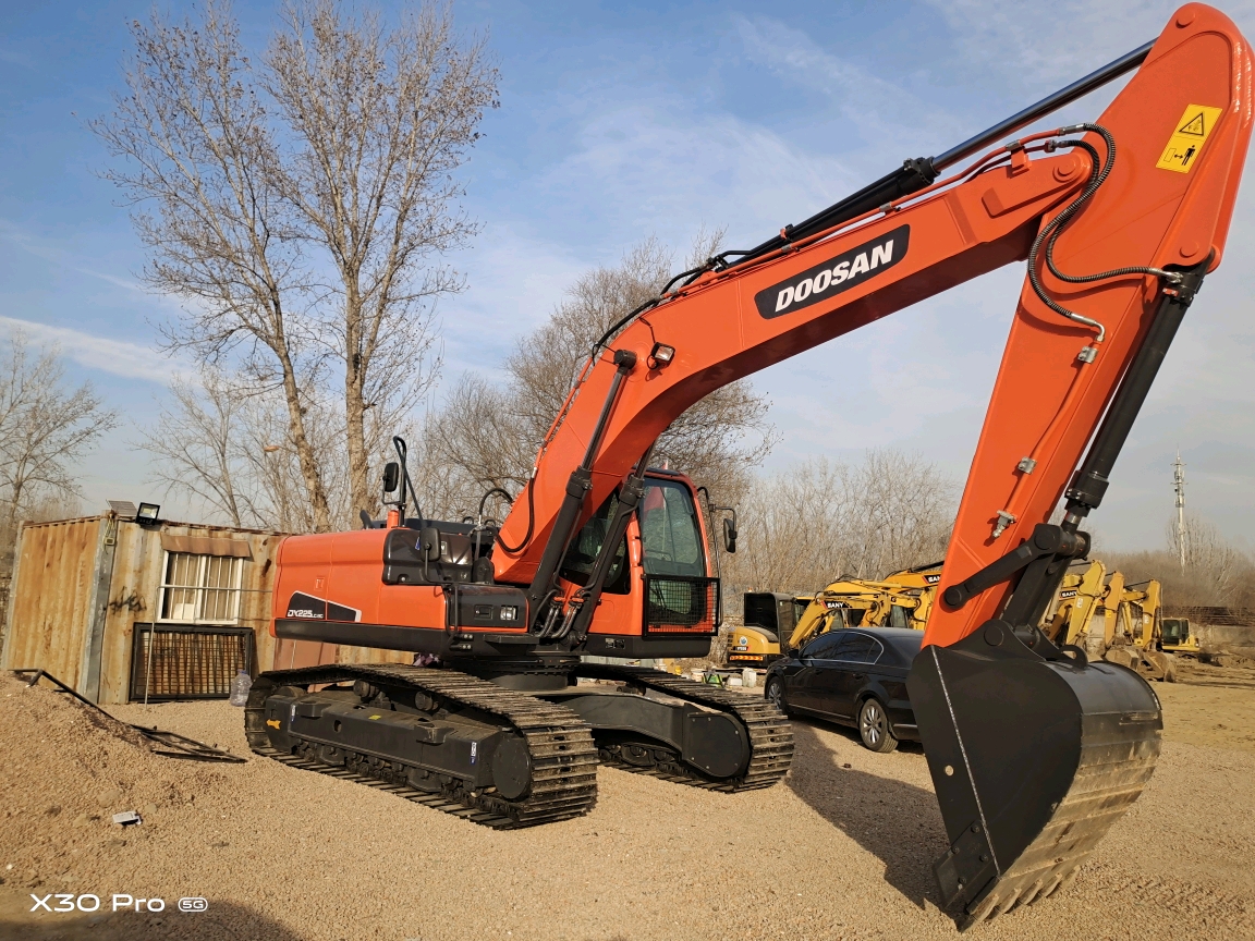 Doosan DX225LC-9C